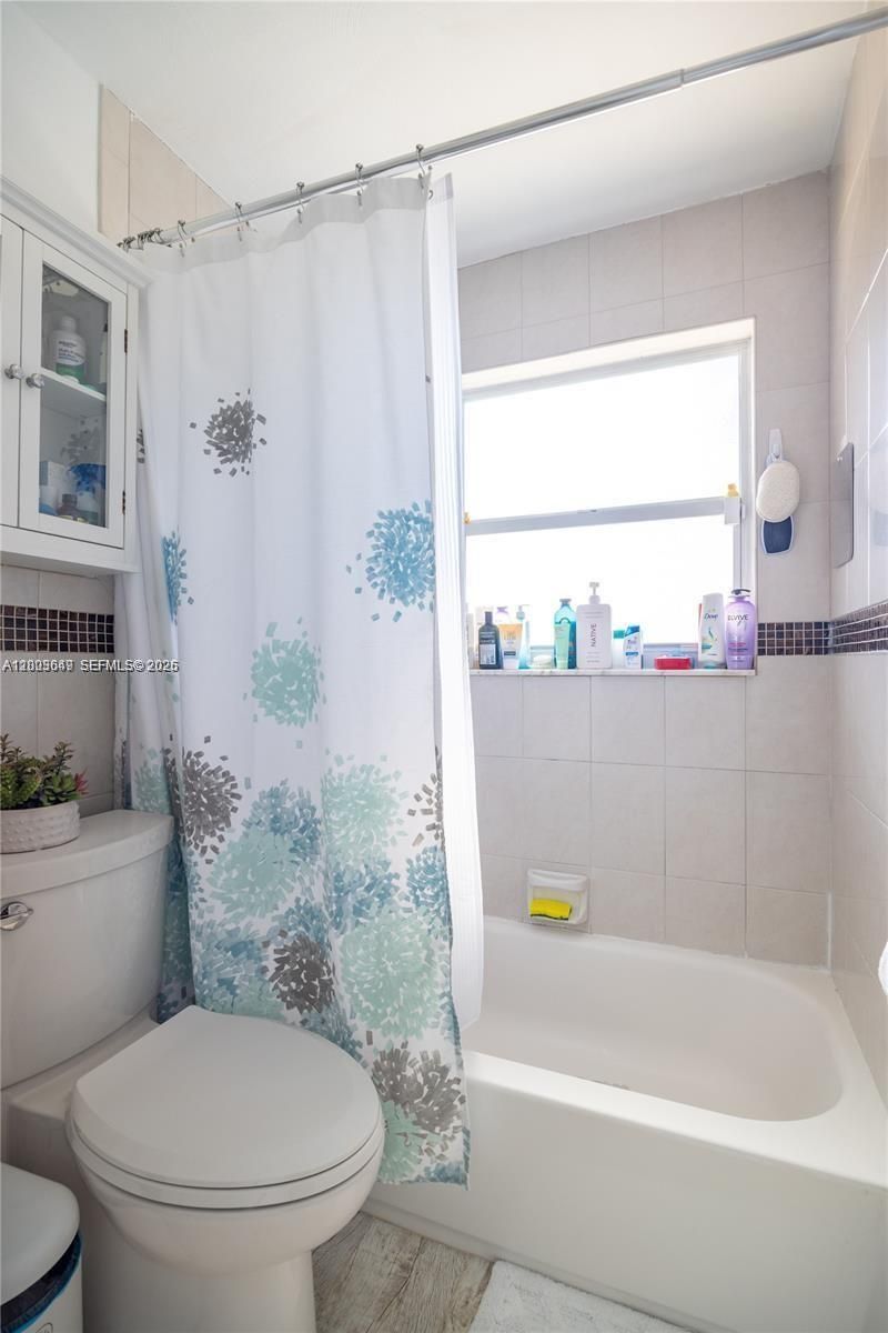 2950 NE 11th Ave , Pompano Beach, FL 33064 Photo