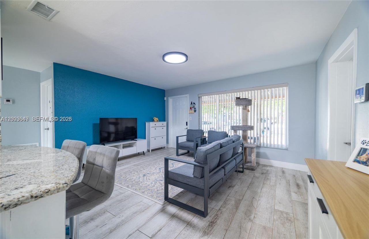 2950 NE 11th Ave , Pompano Beach, FL 33064 Photo