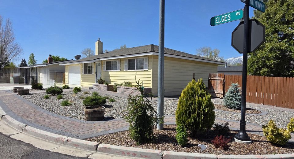 1390 Elges Avenue, Gardnerville, NV 89410 Photo