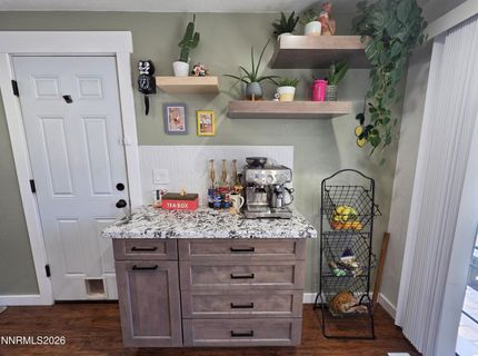 1390 Elges Avenue, Gardnerville, NV 89410 Photo