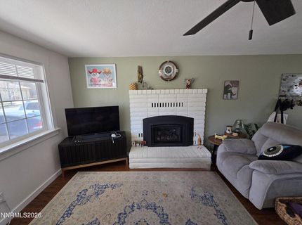 1390 Elges Avenue, Gardnerville, NV 89410 Photo