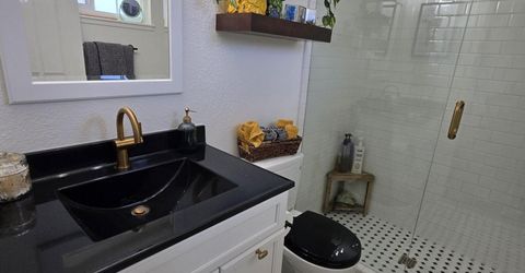 1390 Elges Avenue, Gardnerville, NV 89410 Photo