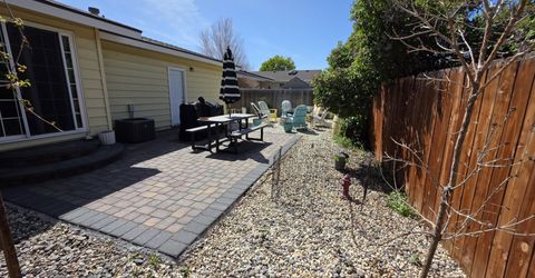 1390 Elges Avenue, Gardnerville, NV 89410 Photo