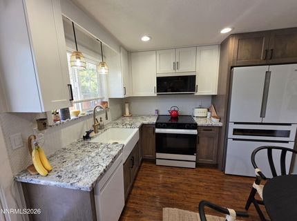 1390 Elges Avenue, Gardnerville, NV 89410 Photo