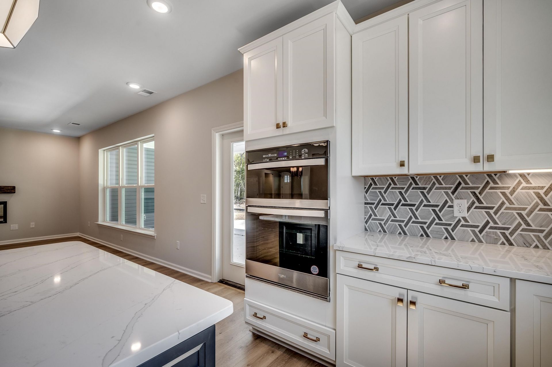 2644 Whitehorn Way Photo 14