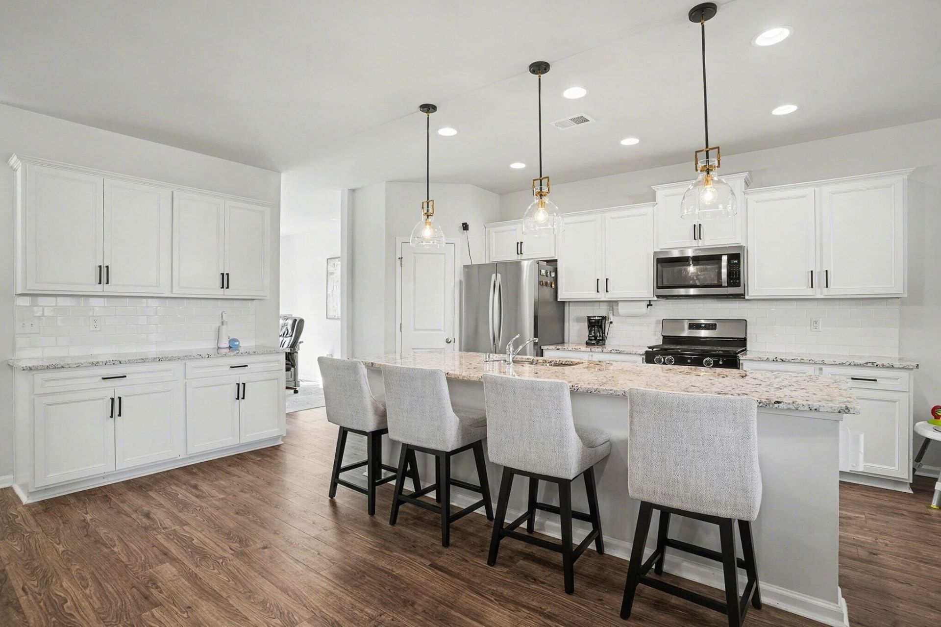 2635 Ellesmere Circle  Photo 10