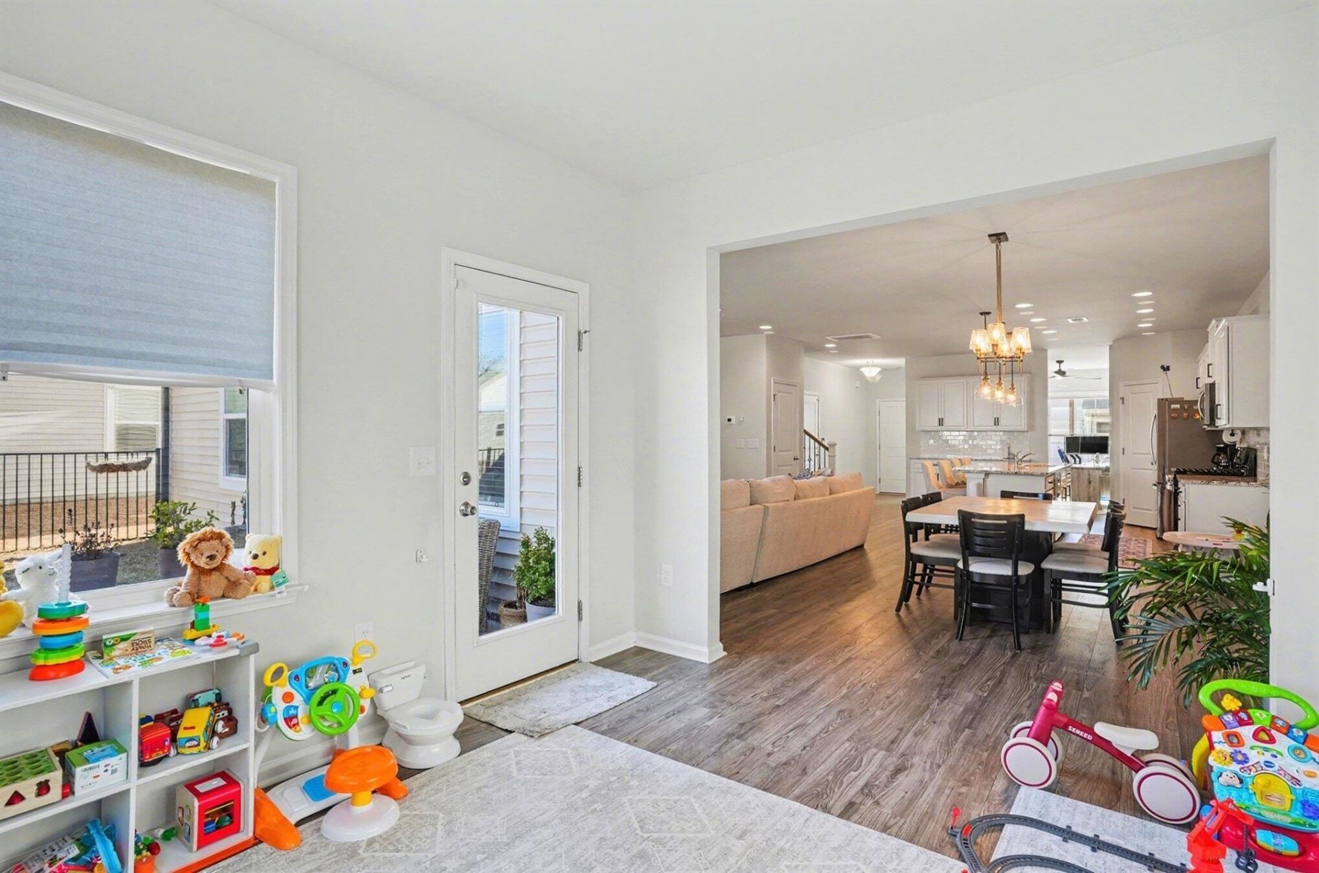 2635 Ellesmere Circle  Photo 16