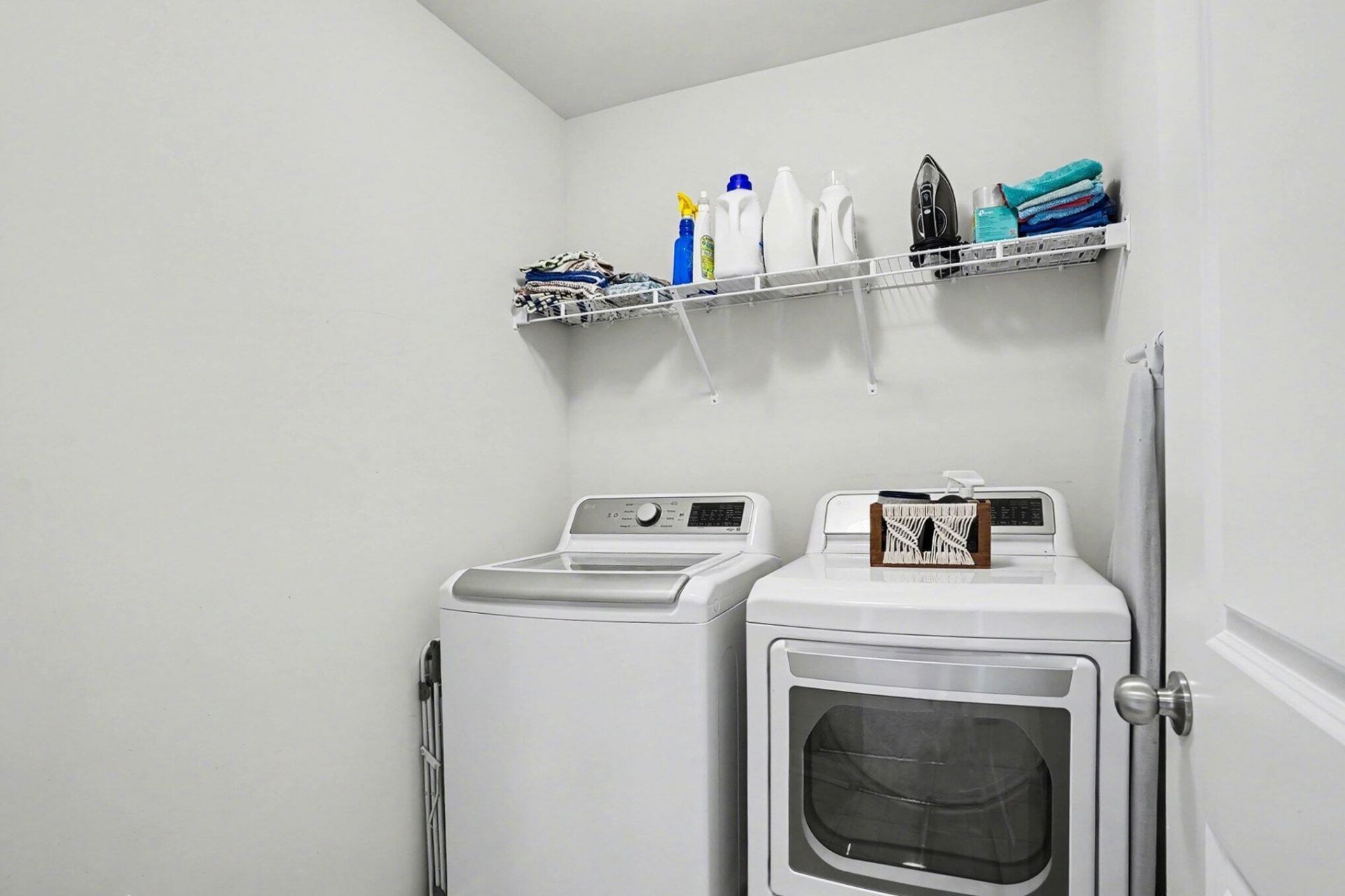 2635 Ellesmere Circle  Photo 36