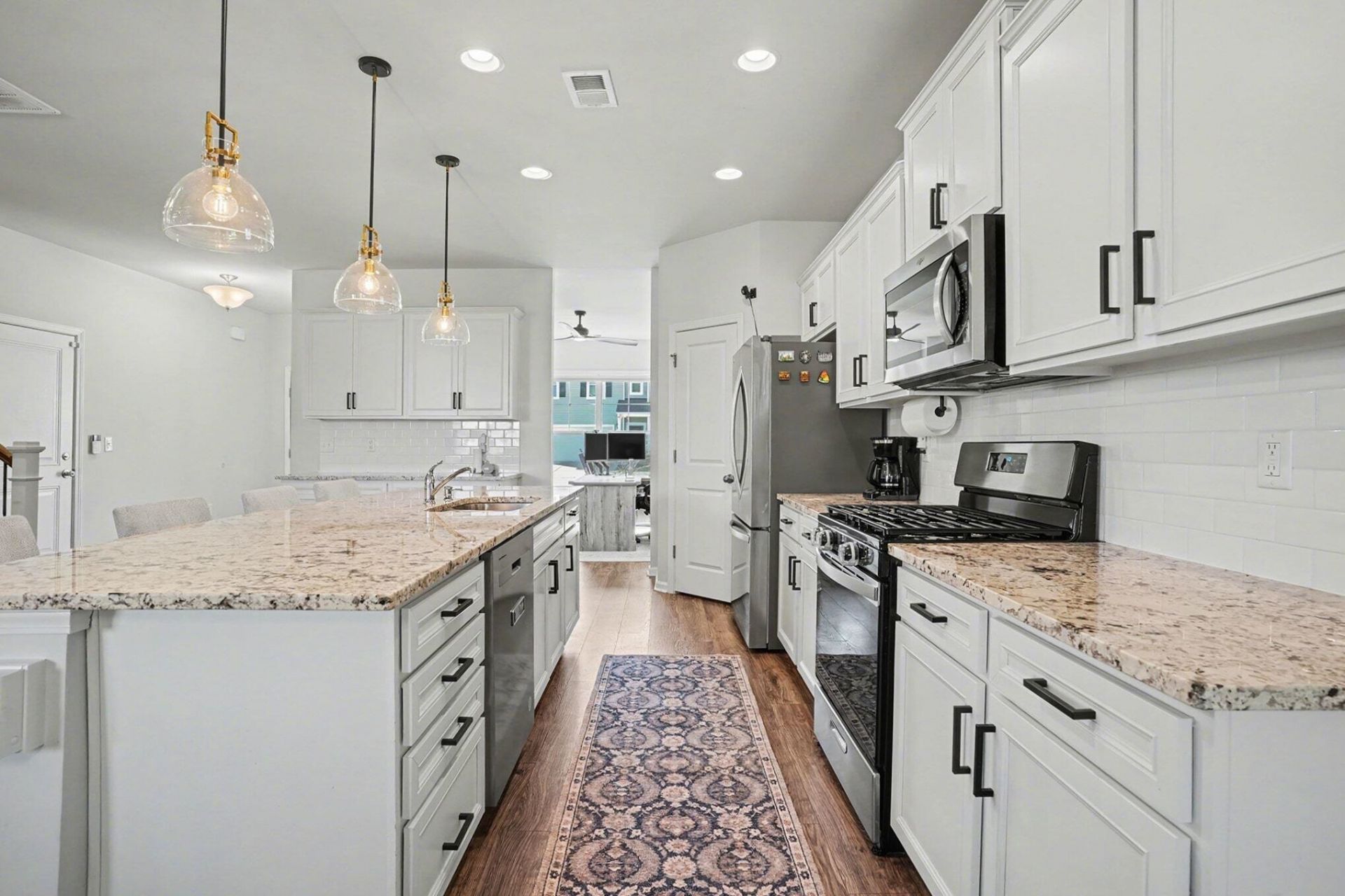 2635 Ellesmere Circle  Photo 9