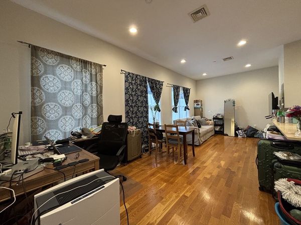 77-83 Newbury Ave, Unit 3, Quincy, MA 02171
