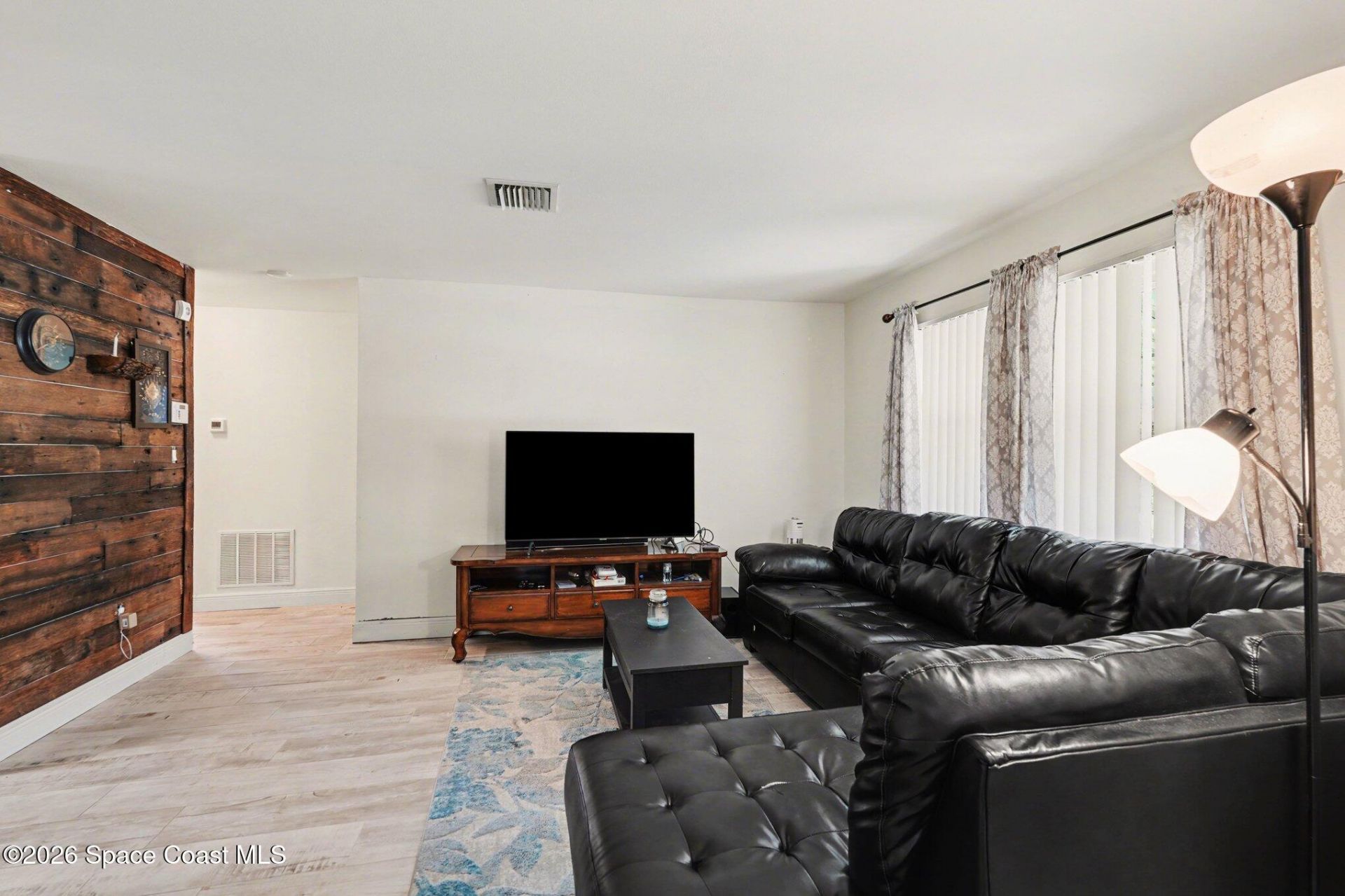 2184 Dordon Drive , Melbourne, FL 32935 Photo