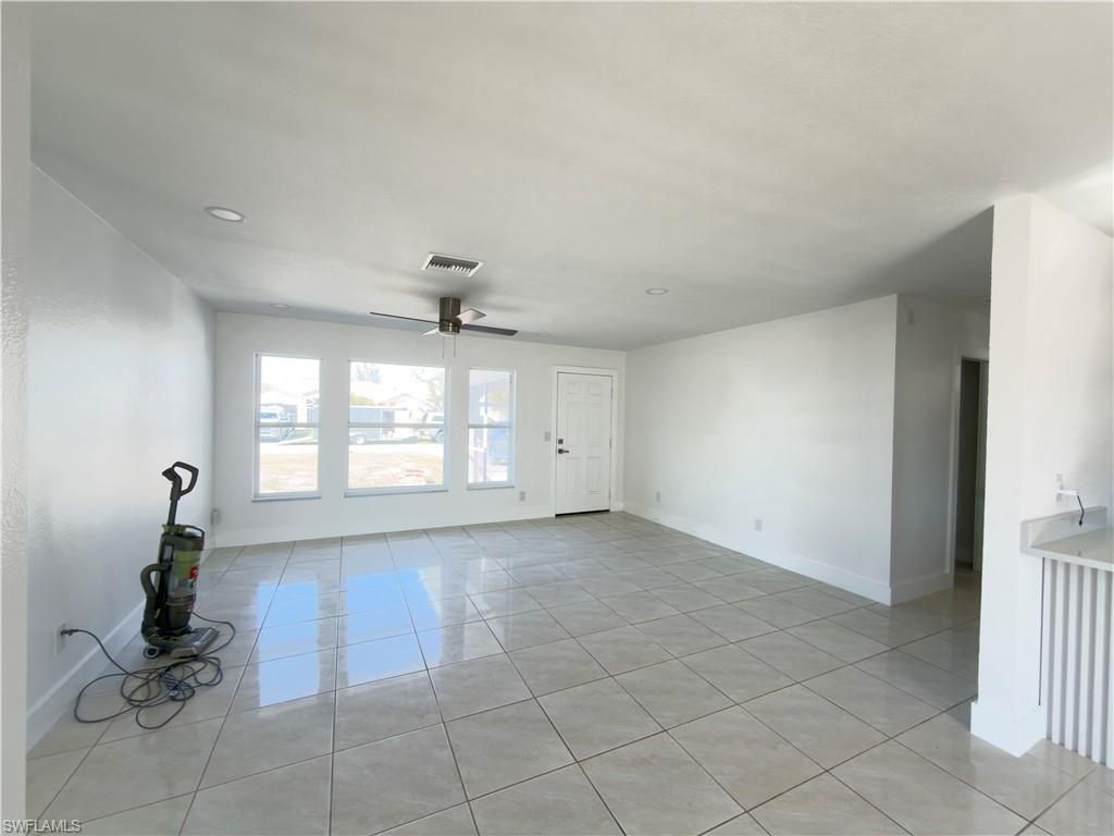 140 SE 17th Ter , Cape Coral, FL 33990 Photo