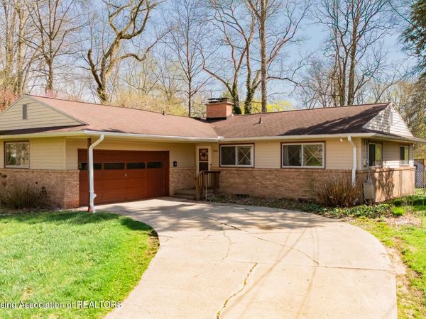1560 Cahill Drive, East Lansing, MI 48823