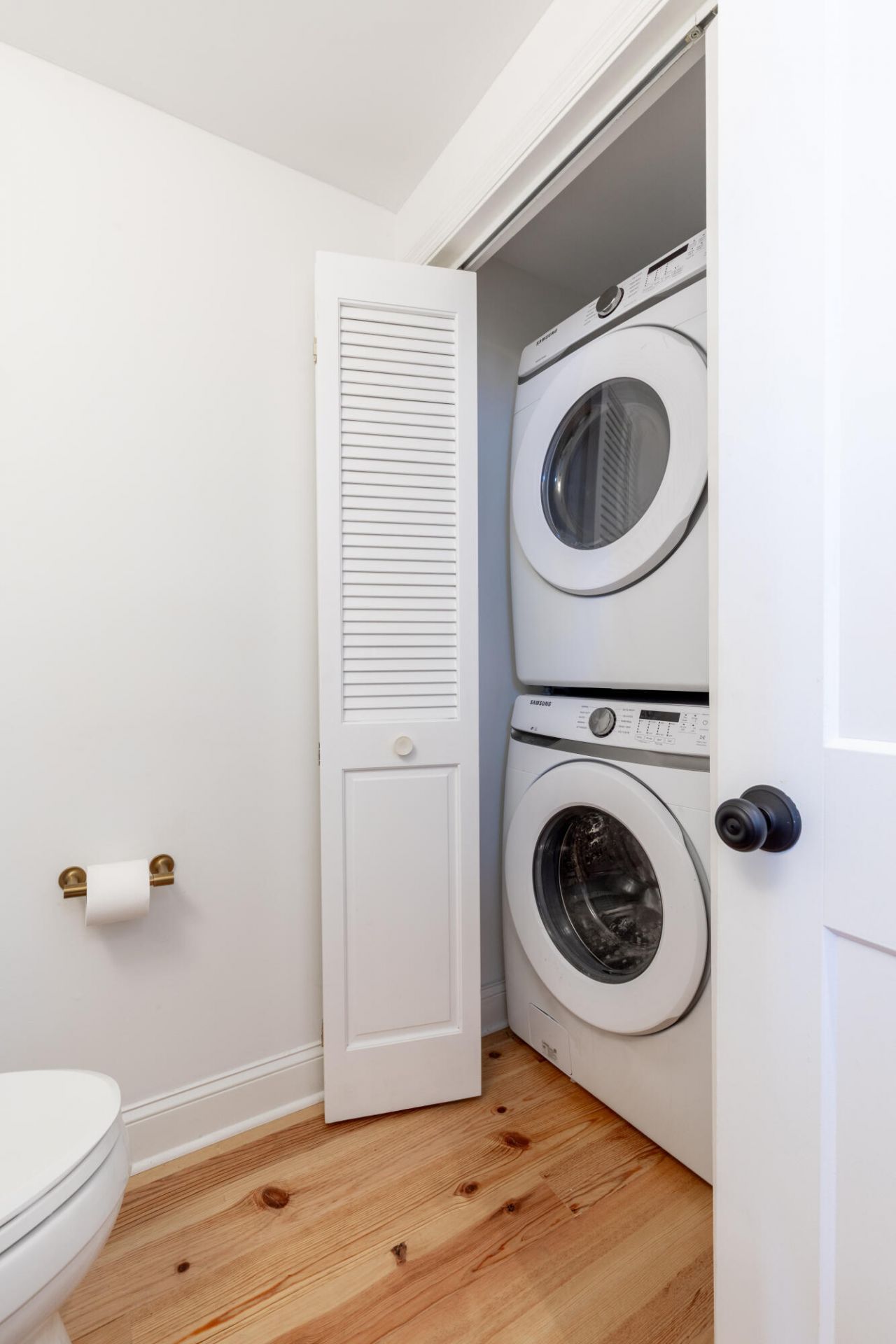 108 Smith Street Photo 19