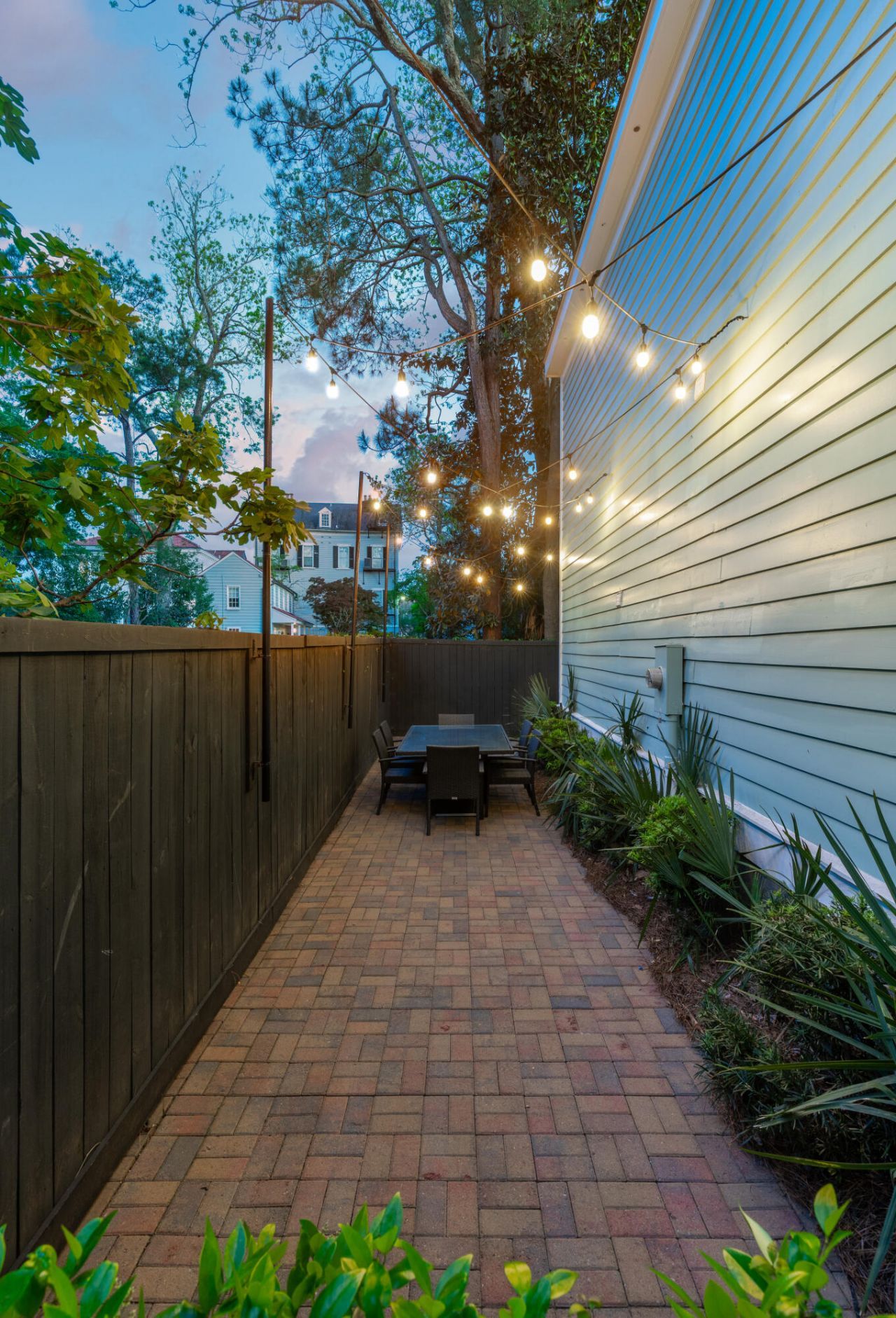 108 Smith Street Photo 33