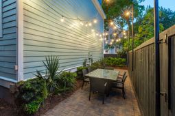 108 Smith Street photo 4