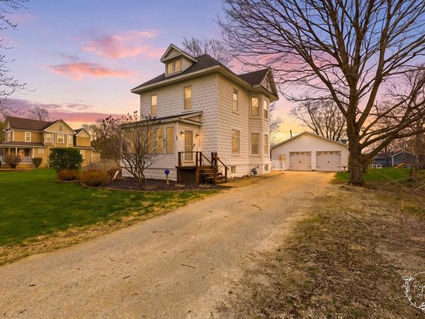 160 Porter Avenue , Clifton, IL 60927