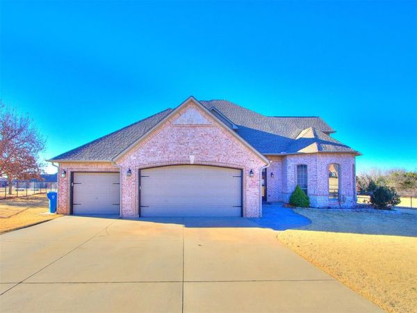 2047 Park Avenue, Newcastle, OK 73065