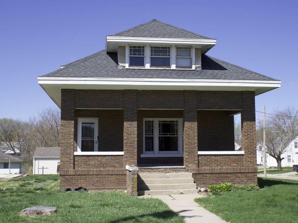 713 S Adams Street, Wellsburg, IA 50680