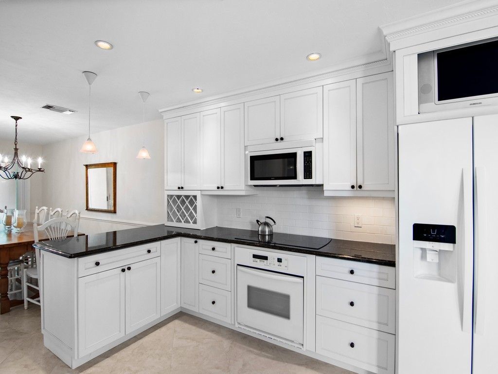 560 N Monterey Drive, Indian River Shores, FL 32963 Photo