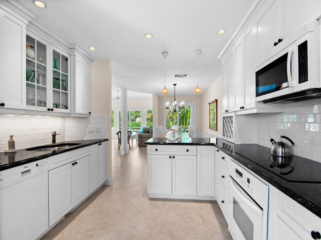 560 N Monterey Drive, Indian River Shores, FL 32963 Photo