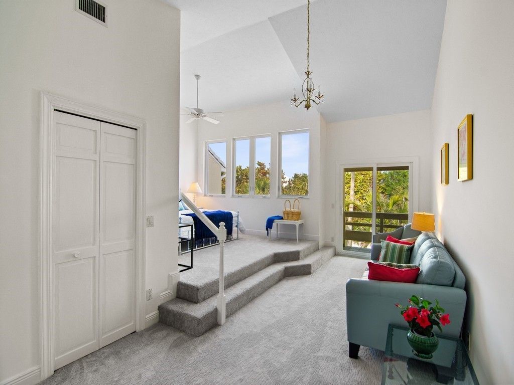 560 N Monterey Drive, Indian River Shores, FL 32963 Photo