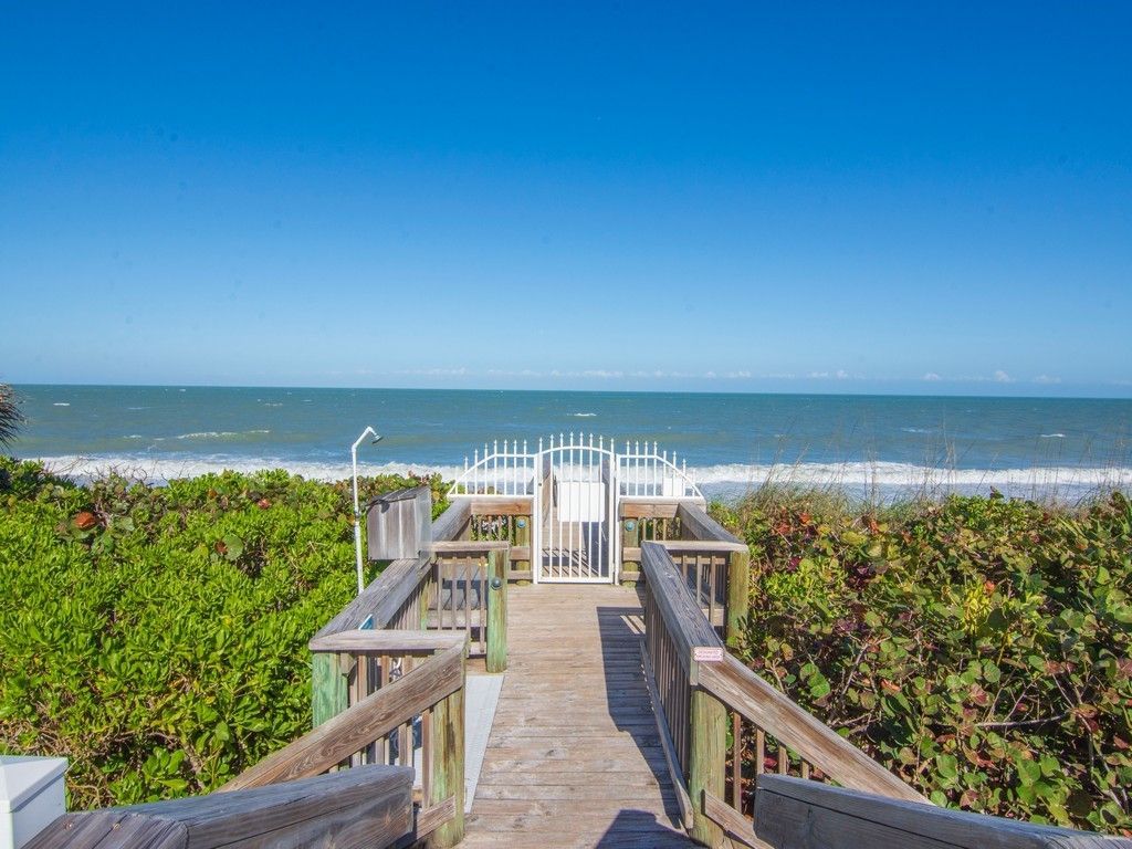 560 N Monterey Drive, Indian River Shores, FL 32963 Photo