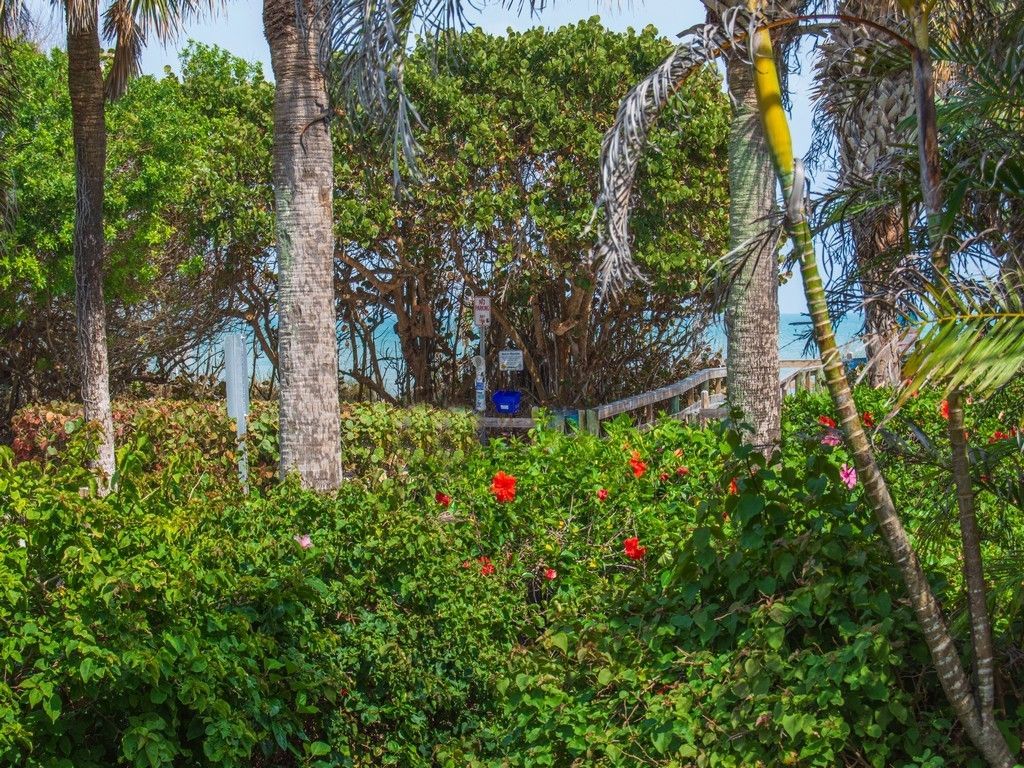 560 N Monterey Drive, Indian River Shores, FL 32963 Photo