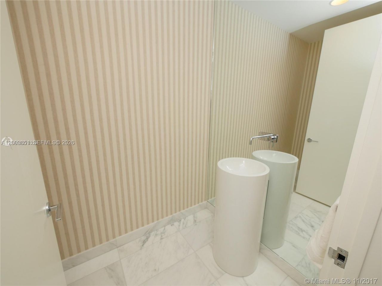 10201 Collins Ave , Unit 2006, Bal Harbour, FL 33154 Photo