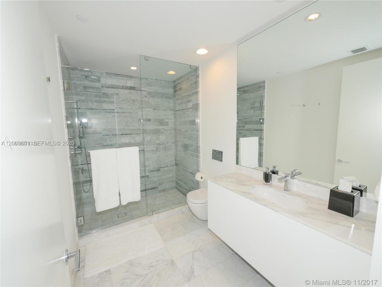 10201 Collins Ave , Unit 2006, Bal Harbour, FL 33154 Photo