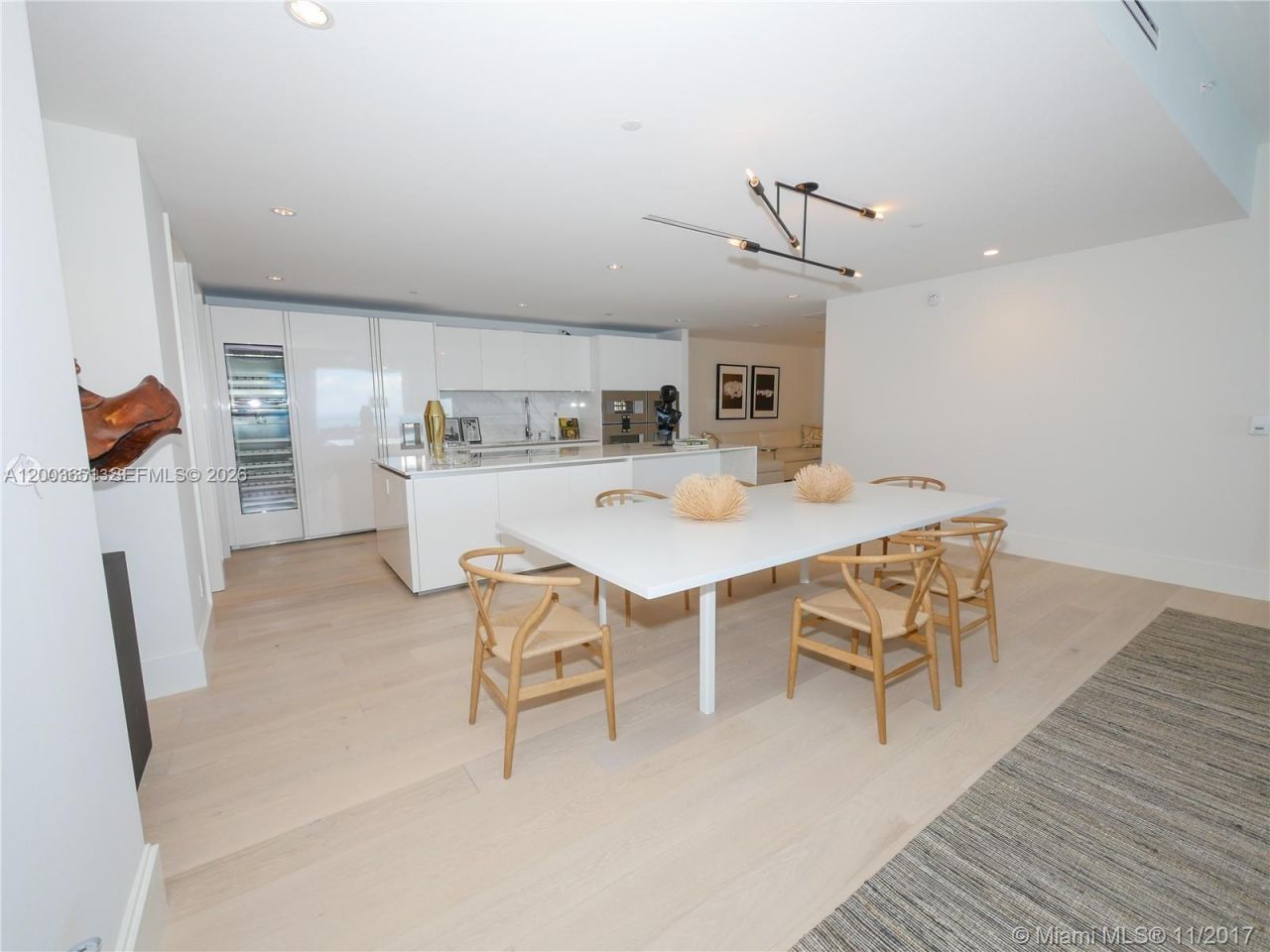 10201 Collins Ave , Unit 2006, Bal Harbour, FL 33154 Photo
