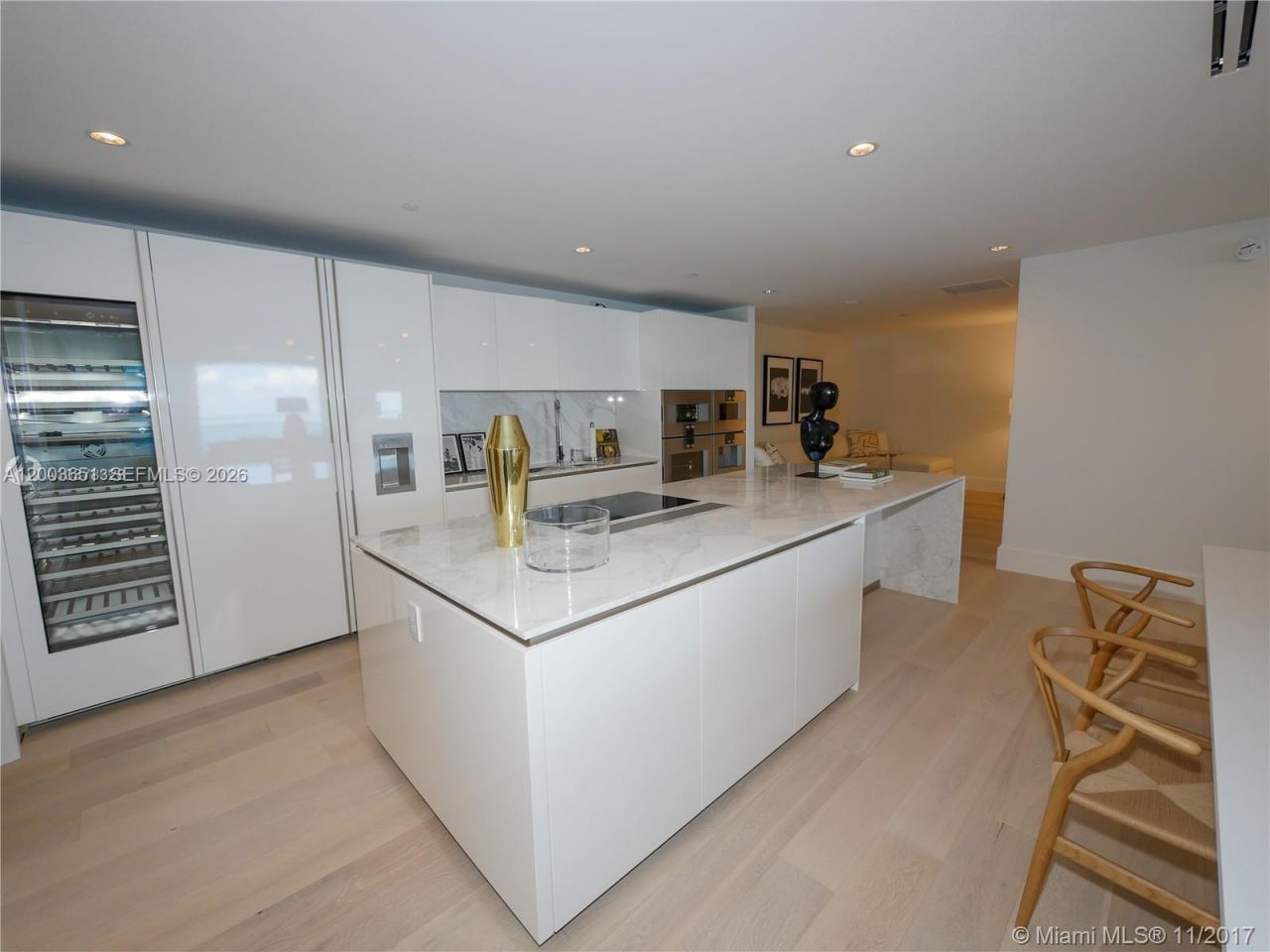 10201 Collins Ave , Unit 2006, Bal Harbour, FL 33154 Photo