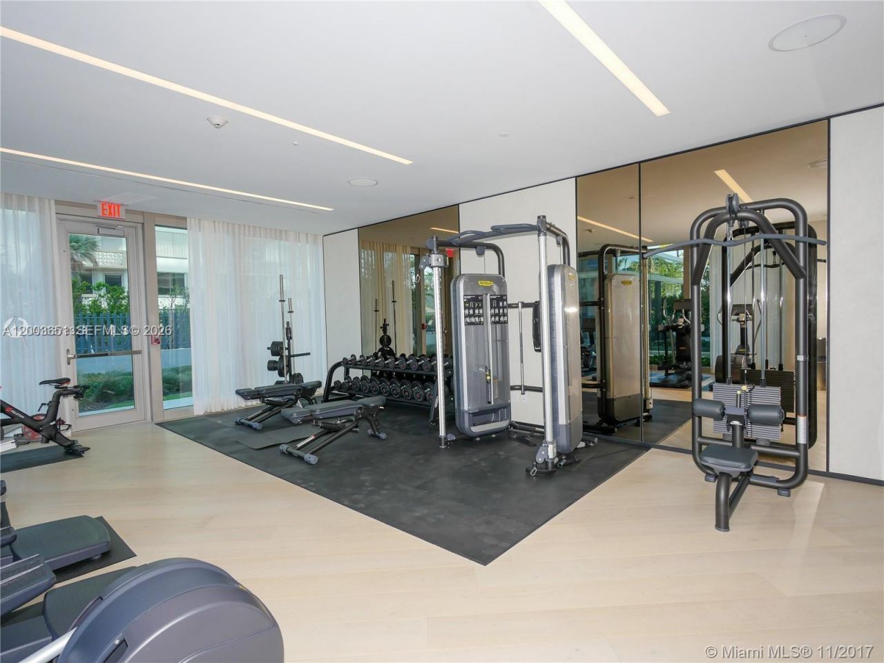 10201 Collins Ave , Unit 2006, Bal Harbour, FL 33154 Photo