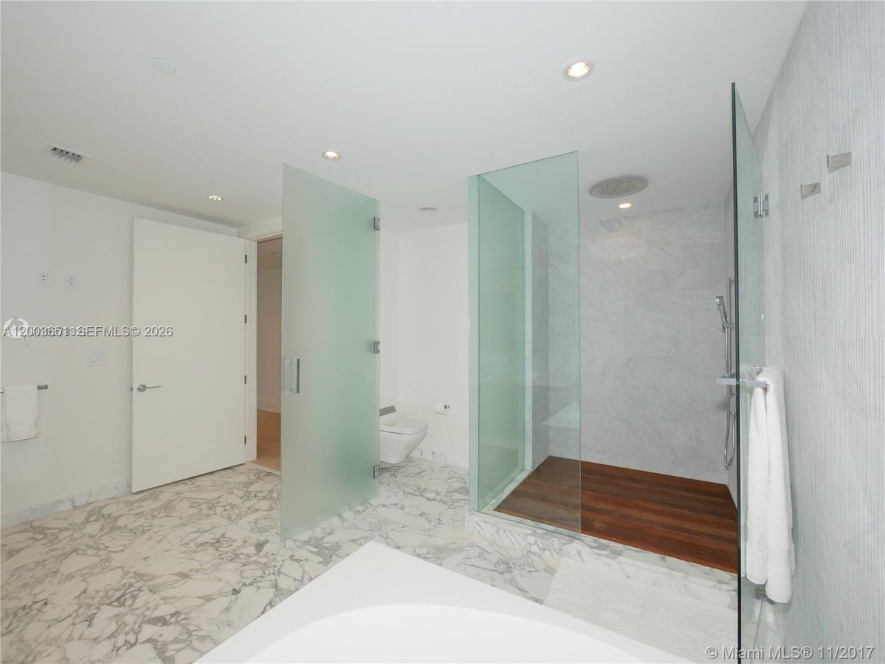 10201 Collins Ave , Unit 2006, Bal Harbour, FL 33154 Photo