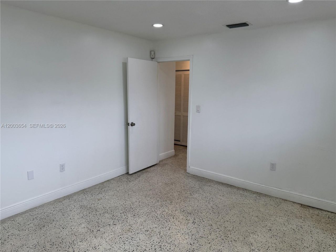 11437 SW 7th Ter , Unit 11439, Sweetwater, FL 33174 Photo