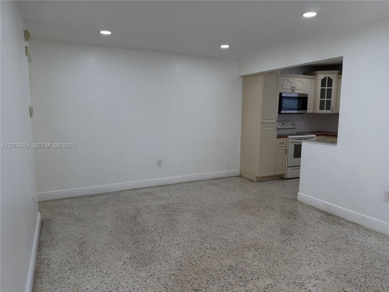 11437 SW 7th Ter , Unit 11439, Sweetwater, FL 33174 Photo