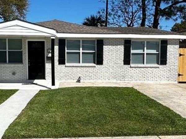 1221 TAFT Park , Metairie, LA 70001