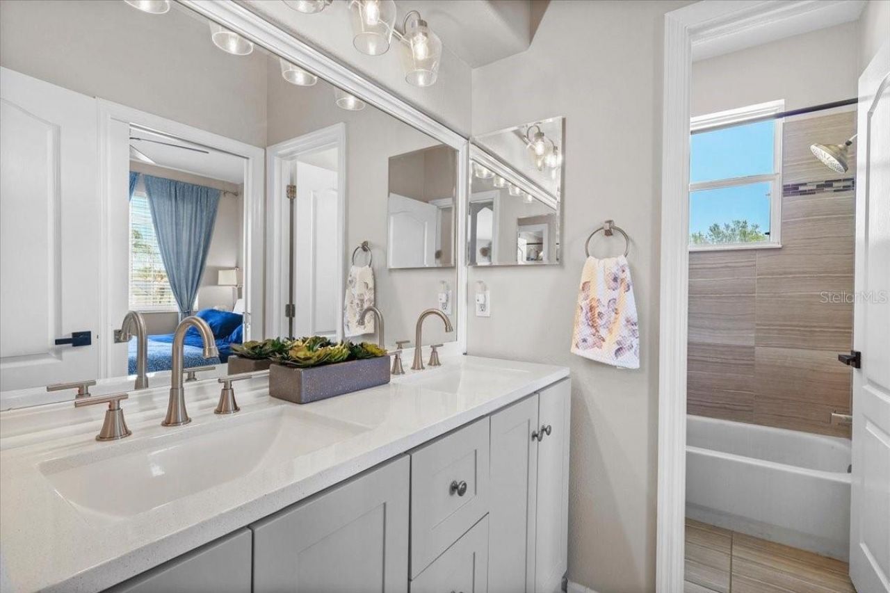 6841 Bouganvillea Crescent Drive, Orlando, FL 32809 Photo