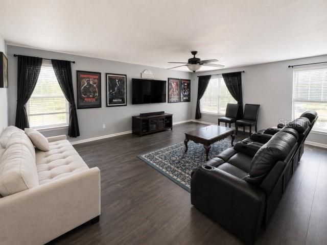 1042 Horseshoe Falls Drive, Orlando, FL 32828 Photo