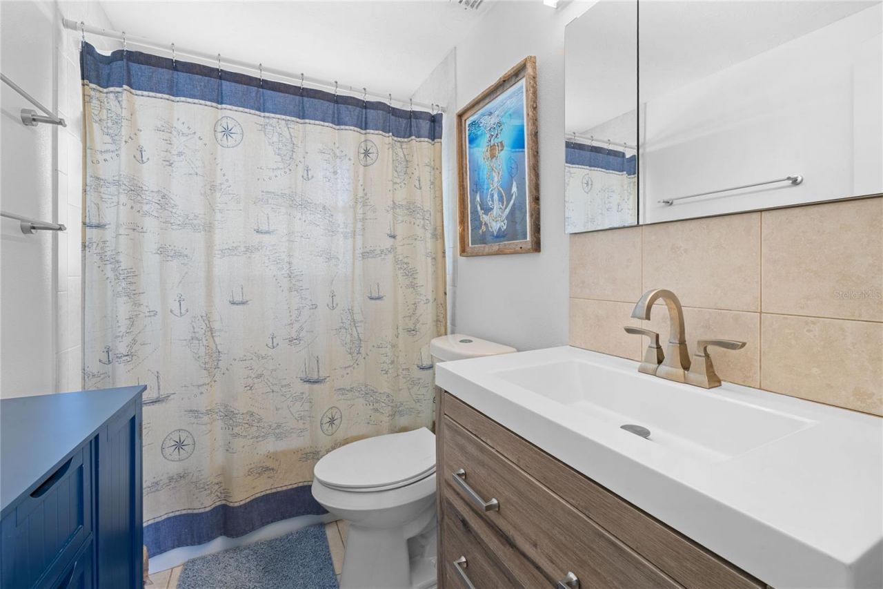 704 69th Avenue , Bradenton, FL 34207 Photo