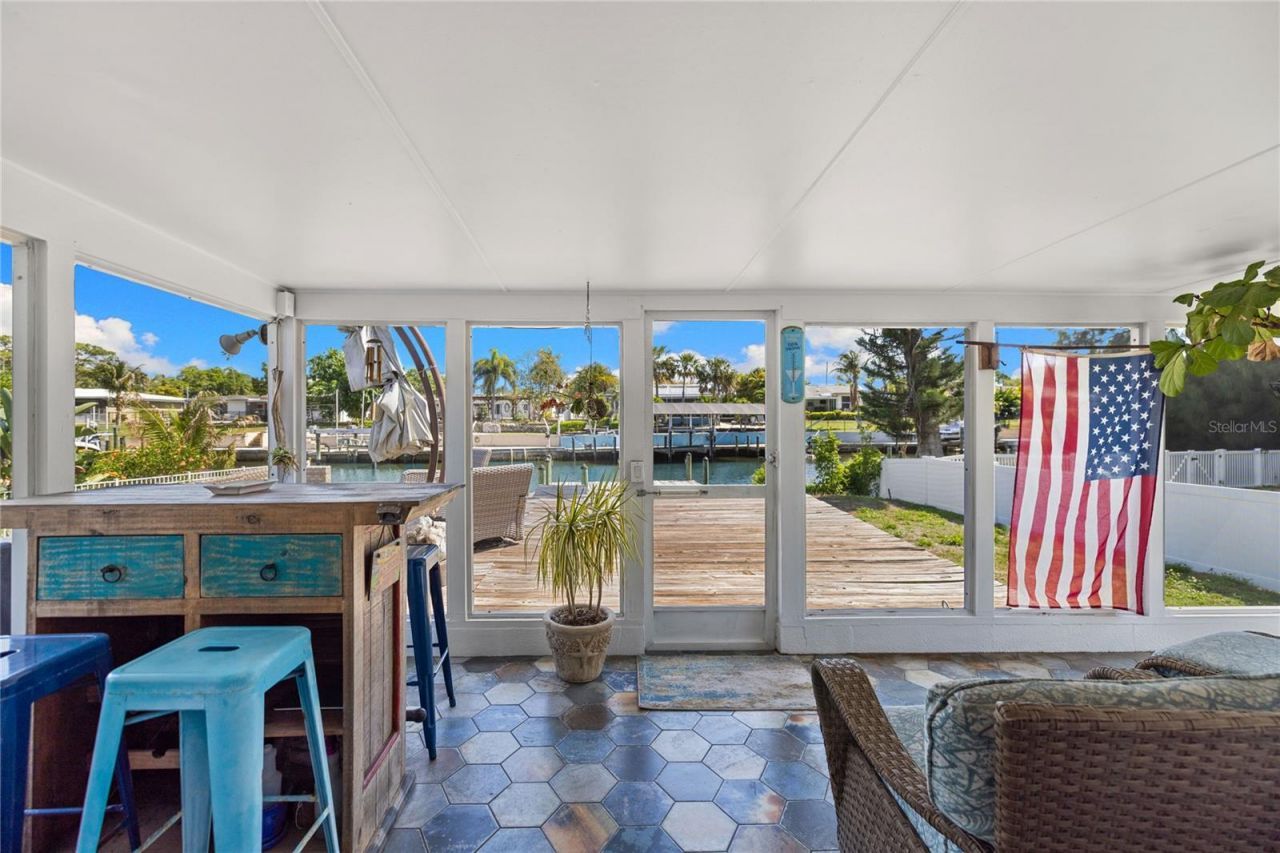 704 69th Avenue , Bradenton, FL 34207 Photo