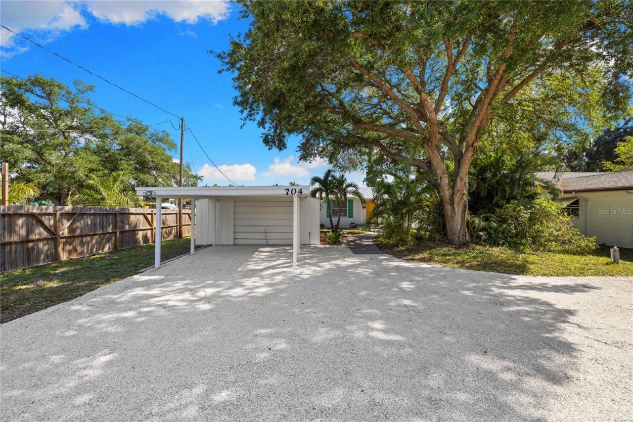 704 69th Avenue , Bradenton, FL 34207 Photo