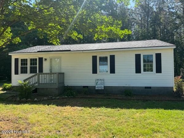 4918 Four Tenths Road, Elm City, NC 27822