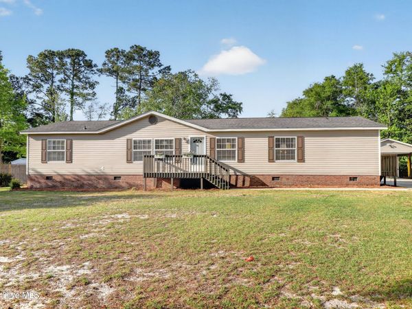 130 Topsail Lake Drive , Hampstead, NC 28443