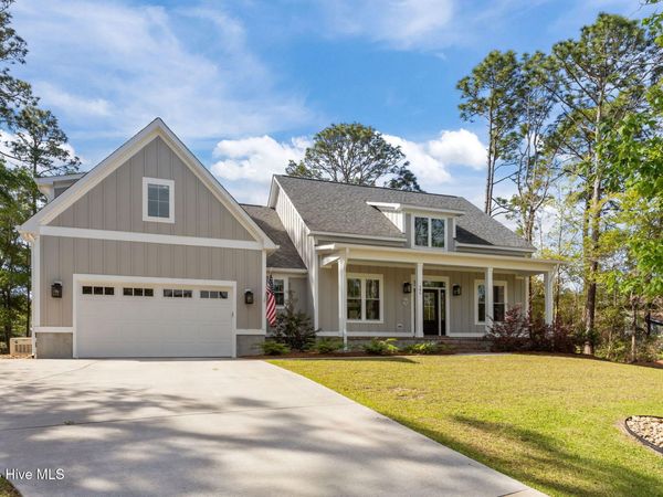 286 Star Hill Drive, Cape Carteret, NC 28584