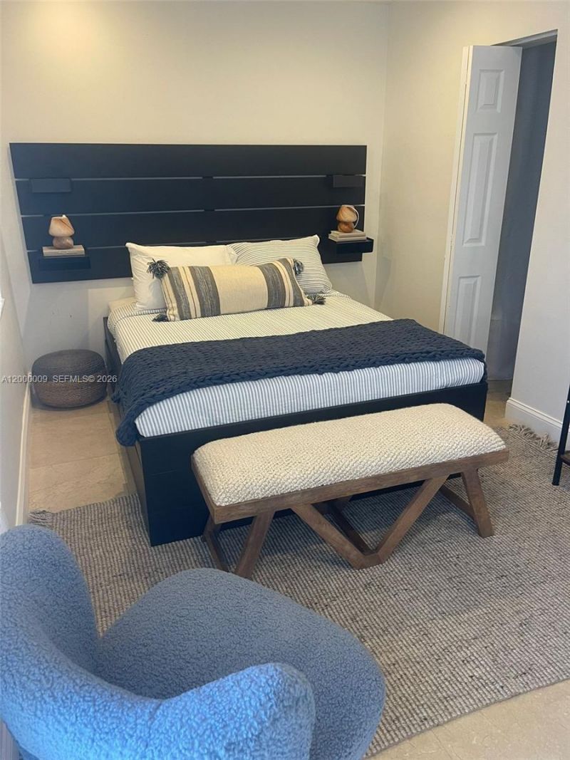 338 Roosevelt St , Hollywood, FL 33019 Photo