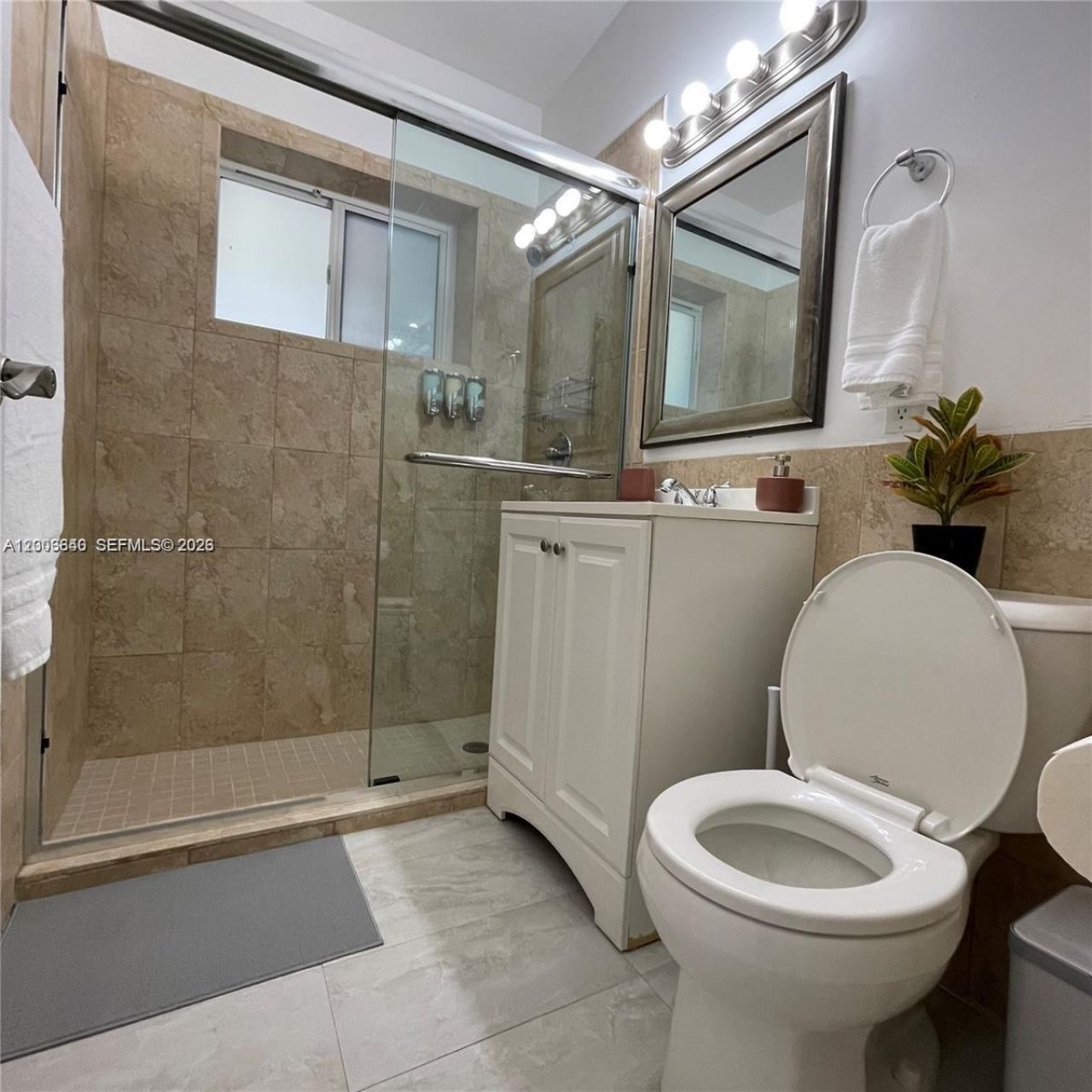 1380 SW 11th St , Unit 1, Miami, FL 33135 Photo