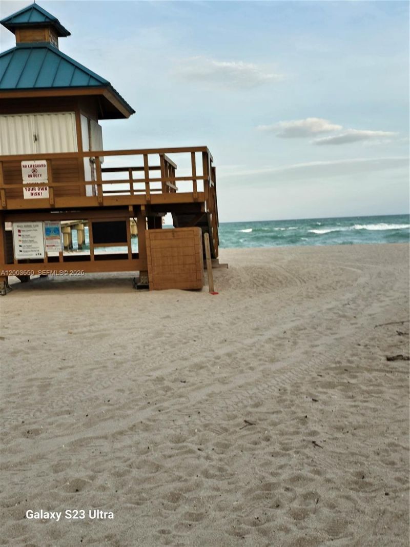 20400 W Country Club Dr , Unit 508, Aventura, FL 33180 Photo