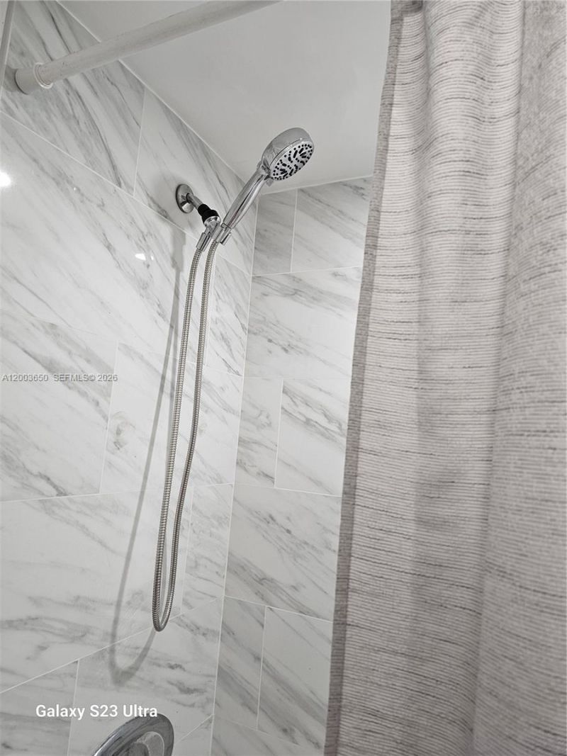 20400 W Country Club Dr , Unit 508, Aventura, FL 33180 Photo