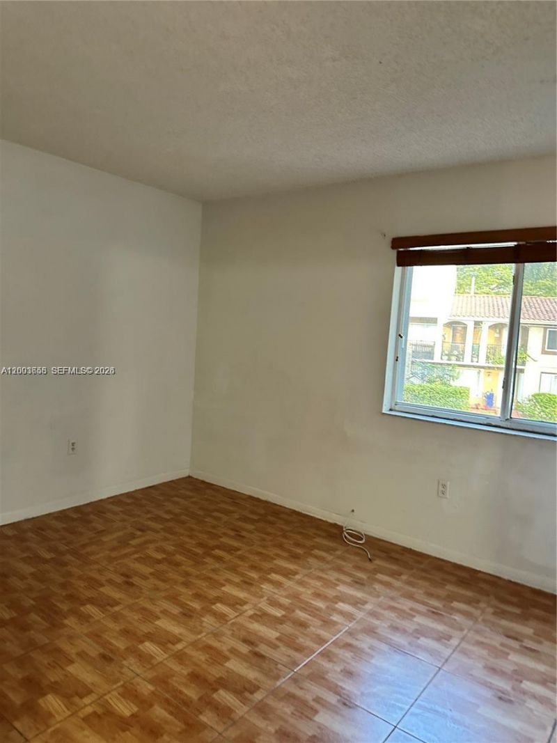 551 NW 82nd Ave, Unit 502, Miami, FL 33126 Photo